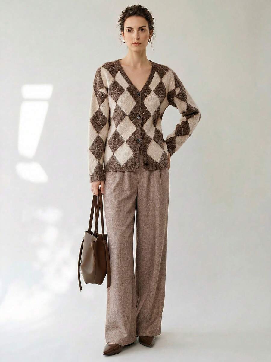 Uhlyne Áo khoác len cardigan dài tay kẻ caro phối màu thời trang nữ - Màu be - Xem 1