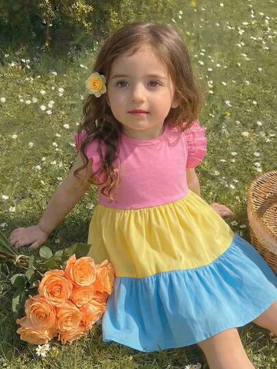 SHEIN Baby Girl Knitted Contrast Color Round Neck Ruffle Hem Snug Fit Dress