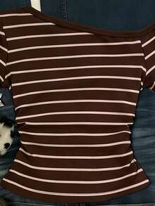 Glimmora 女士休闲条纹不对称领T恤，夏季 - 彩色 - 查看 5