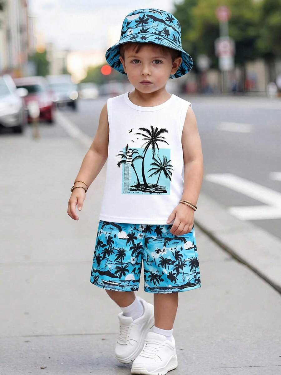 SHEIN 男童三件套夏季沙滩套装 | 男童夏威夷棕榈树印花白色无袖背心 + 热带棕榈短裤 + 配套遮阳帽 | 沙滩度假泳装罩衫 | 沙滩游戏服 | 4-7岁户外套装 | 家庭度假沙滩短裤和帽子套装，清凉夏季装扮 - 彩色 - 查看 1
