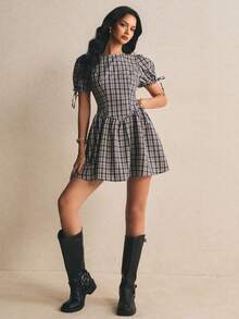 Poéselle Đầm ngắn xếp ly kẻ caro dành cho nữ, thời trang cho các buổi hẹn hò và tiệc tùng. - Màu xanh hải quân - Xem 4