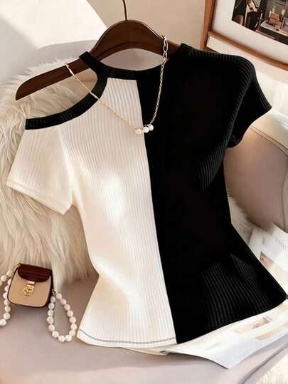 Franclia Camiseta casual de manga corta con cuello asimétrico acanalado y contraste de color para mujer