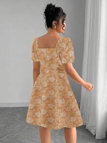 SHEIN Clasi 大码女装畅销花卉提花优雅花瓣袖方领连衣裙 - 橘色 - 查看 2