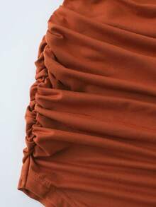 NostaNoir 法式束腰连衣裙，小众高端连衣裙 - 鏽棕色 - 查看 5