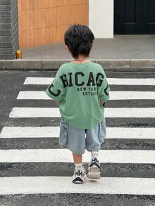 SHEIN Little Byeori 1件小男孩休閒運動學院風街頭可愛度假寬鬆日韓風圓領T恤，背面印字母，適合返校、生日派對、晚會、表演、婚禮 - 薄荷綠 - 查看 5