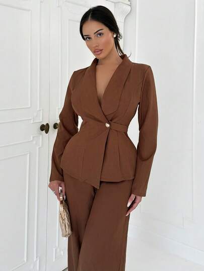 Shopreo 女士优雅翻领 V 领长袖独特设计腰带纽扣高端西装外套和直筒阔腿裤两件套西装，适合秋季上班通勤