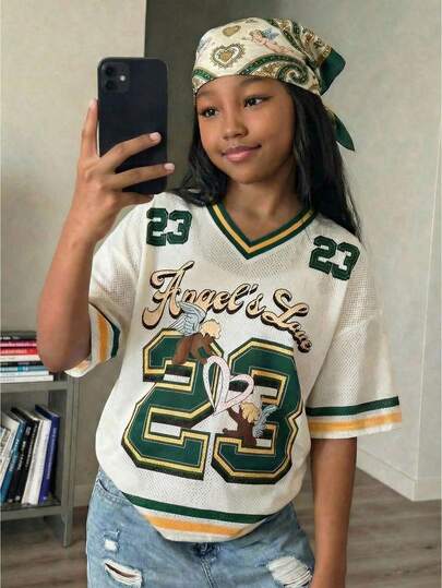 少女夏季宽松休闲运动风印花T恤，适合音乐节、生日派对、毕业典礼、校园、街头穿搭，百搭休闲，畅销款