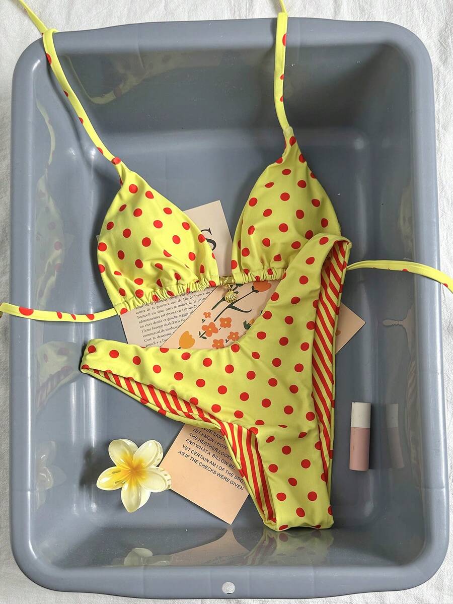 Swim Mod Bộ 2 món đồ bơi mùa hè in họa tiết ngẫu nhiên vỏ sò vàng, áo bikini buộc dây cổ và quần bơi cạp cao, đồ bơi gợi cảm, bikini chấm bi đỏ, đồ bơi màu vàng, bikini chấm bi vàng, đồ bơi màu vàng cho nữ, bộ hai mảnh màu vàng, đồ bơi Zestiva, đồ bơi hai mảnh màu vàng, quần áo màu vàng, bộ hai mảnh màu vàng cho nữ, đồ bơi in họa tiết ngựa vằn, đồ bơi kiểm soát dáng mùa xuân hè. - Nhiều màu - Xem 1