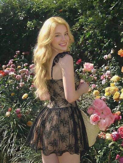 SHEIN MOD Đầm ngắn tay lửng cổ chữ V ren gợi cảm thời trang nữ mùa hè