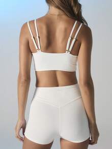 Aralina 吊带圆领露脐上衣高腰蕾丝边修身运动套装女士夏季服装健身骑行短裤 - 白色 - 查看 2