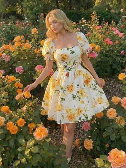 SHEIN MOD Plus Size Vintage Floral Print Square Neck Short Dress, Suitable For Vacation And Outings, Spring/Summer.Spring/Vacation Dresses Garden Dress Flower Dress Woman Floral Wedding Dress