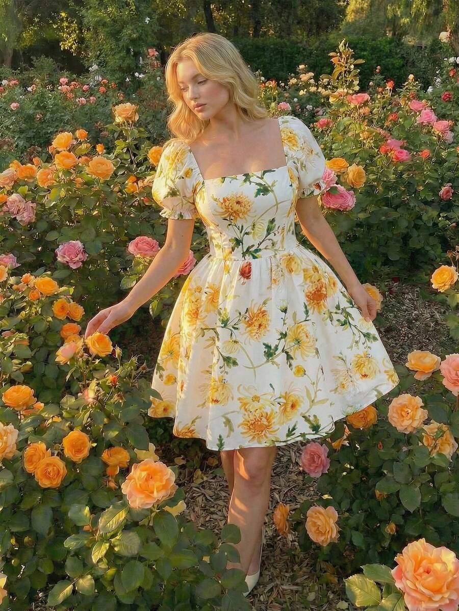 SHEIN MOD 大码复古碎花方领短款连衣裙，适合度假和外出，春夏皆宜