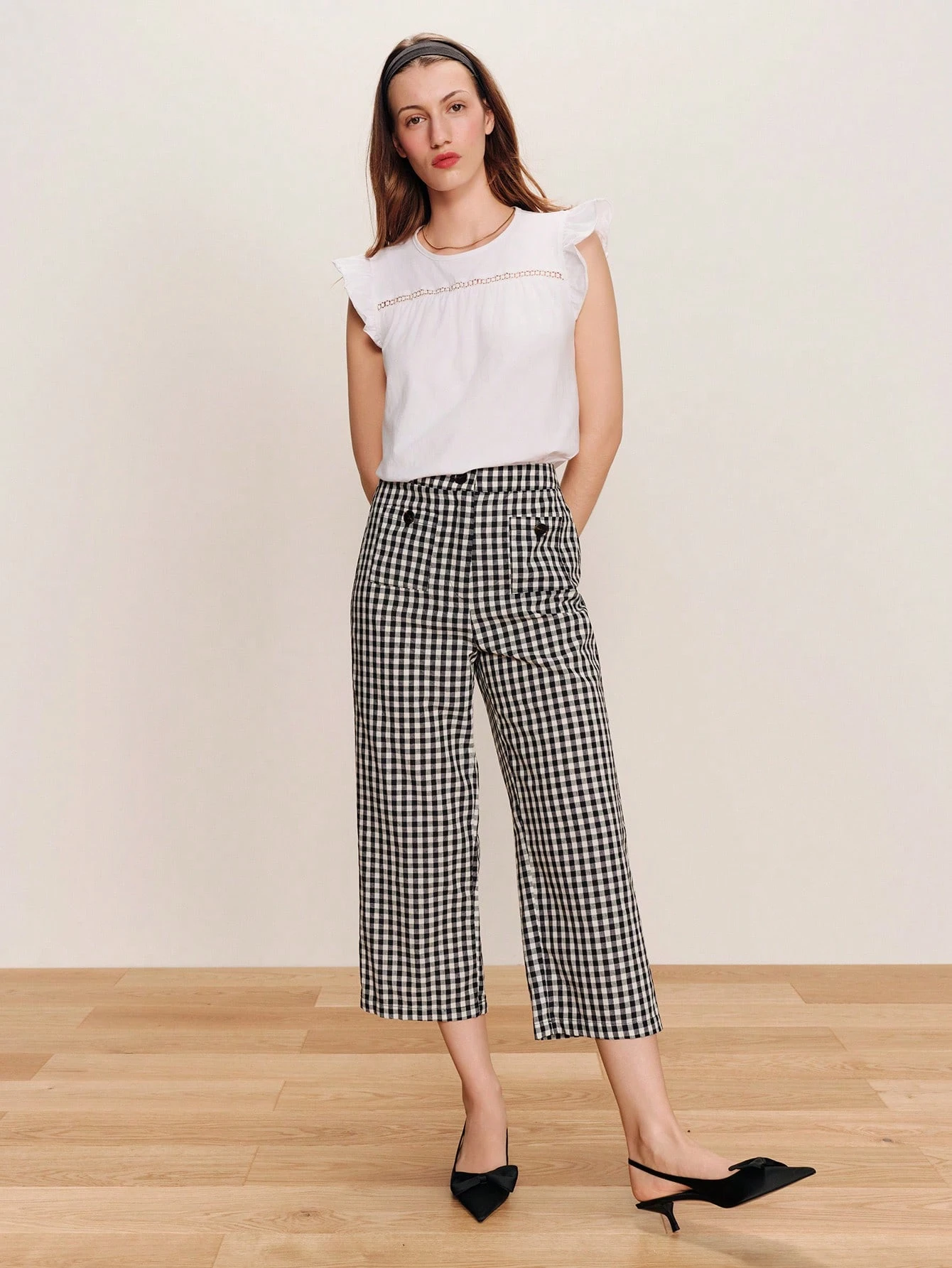 High-Waisted Black And White Gingham Cropped Trousers With Front Patch Pockets Vintage Gingham Pants Spring Summer Vacation Oufit Office Outfit French Style Parisian Style