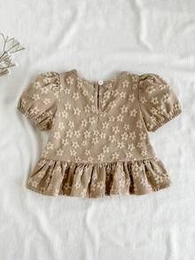 SHEIN Vintaside Kids 女婴衬衫，采用独特的印花面料，乡村度假风格，可爱时尚，适合春夏穿着，带有蝴蝶结装饰。 - 杏色 - 查看 2