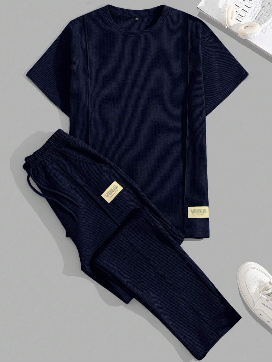 EURMUSE Cotton Men Patch Detailed With A Label Regular T-Shirt & Pants Two Pieces - Navy Blue - View 1