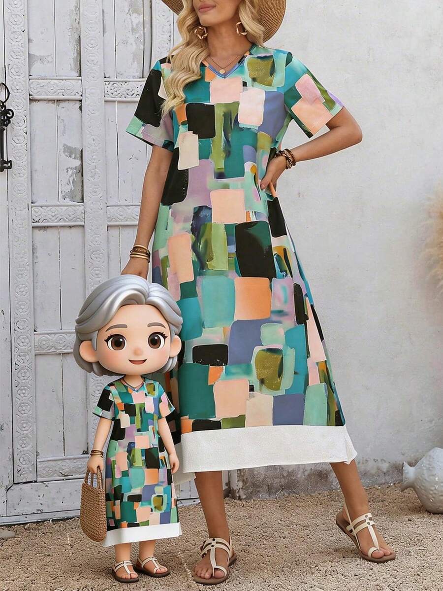 EMERY ROSE Women's V-Neck Allover Print Casual Everyday Vacation Midi Dress - Green - View 1