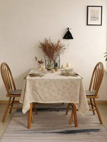 Cirelle Farmhouse Floral Tablecloth - Fresh & Simple American Country Style, All-Season Picnic & Dining Table Cover - Multicolor - View 2