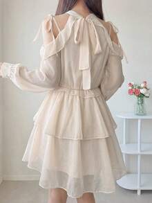 FRIFUL 女士圆领露肩甜腰A字短款连衣裙夏季吊带裙 - 杏色 - 查看 3