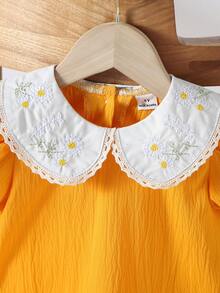 Souflis Đầm kiểu đồng quê dễ thương cho bé gái, thêu hoa hướng dương, cổ ren, dây rút màu cam, tay phồng và trang trí hoa hướng dương ở túi, thích hợp cho mùa xuân/hè. - Màu vàng - Xem 5