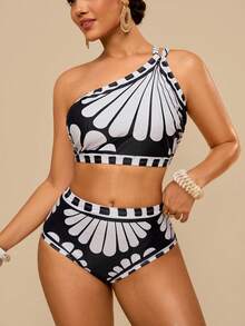 Travachic Plus Size Tropical Print Hollow-Out Detail Halter Bikini Set, Casual Beach Vacation Summer Plus Size Bathing Suits Women - Black - View 1