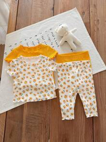 SHEIN LMoss Kids 新生女宝宝夏季休闲碎花荷叶边圆领短袖上衣和裤子四件套针织睡衣套装 - 彩色 - 查看 3