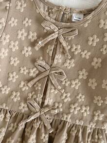 SHEIN Vintaside Kids 女婴衬衫，采用独特的印花面料，乡村度假风格，可爱时尚，适合春夏穿着，带有蝴蝶结装饰。 - 杏色 - 查看 7