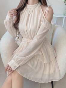 FRIFUL 女士圆领露肩甜腰A字短款连衣裙夏季吊带裙 - 杏色 - 查看 1