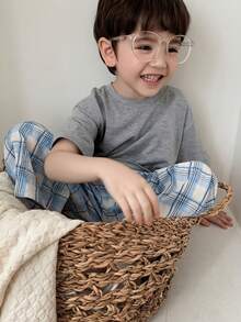 DAZY Young Boy Solid Color Round Neck Short Sleeve T-Shirt And Plaid Pants Pajamas Summer - Grey - View 4