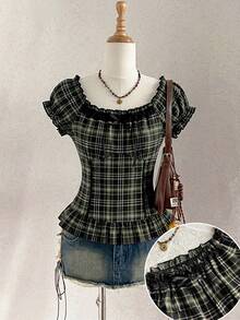 Attitoon Áo kiểu trễ vai màu nâu cà phê kẻ caro viền bèo nhún, áo nữ dễ thương - Màu xanh lá cây đậm - Xem 7