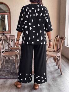 Linhara CURVE Bộ đồ 2 mảnh dành cho nữ mùa hè, gồm áo cổ chữ V in chấm bi và quần ống rộng thẳng, trang phục thường ngày cho kỳ nghỉ. - Đen và trắng - Xem 2