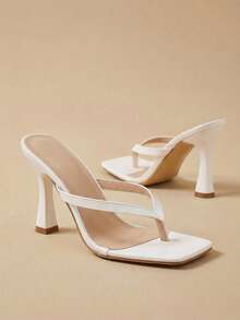 Arave 柔软皮革方头宽带凉拖鞋，露跟小猫跟凉鞋，百搭细高跟人字拖凉鞋，女士白色高跟凉鞋 - 白色 - 查看 1