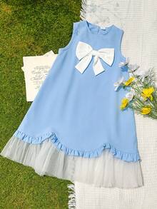 SHEIN Vintaside Kids 这款少女新款夏季天蓝色圆领无袖连衣裙，优雅梦幻，甜美公主风，饰有立体蝴蝶结网纱。采用梭织面料，宽松舒适，厚度适中。裙摆处采用双层荷叶边设计，并以网纱面料拼接，优雅飘逸。适合日常出行、上学、演出、派对、生日庆祝、婚礼等各种场合。 - 藍色 - 查看 4