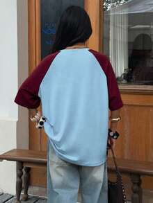 Muchica Camiseta de mujer minimalista y casual con bloques de color azul cielo y marrón rojizo, adecuada para primavera y verano - Multicolor - Ver 2