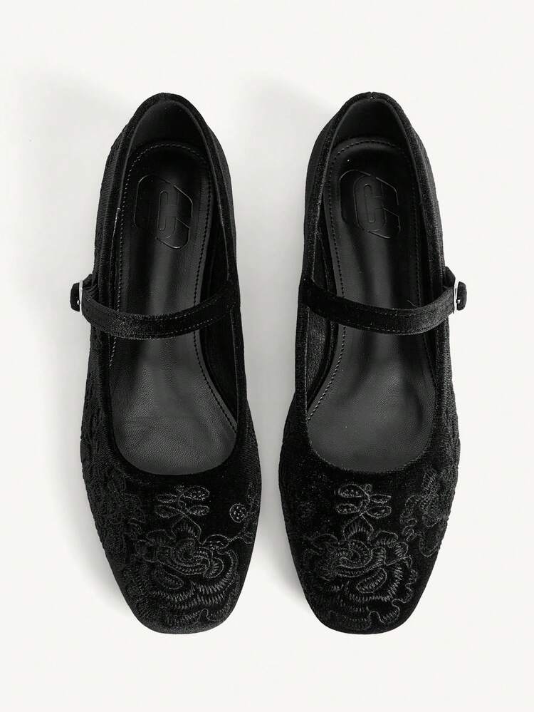 CUCCOO CHICEST Women Shoes Fashionable Women's Flat Shoes Comfortable Casual Versatile Holiday Dating Elegant Wear Embroidery Design, College Style Wear, Commuting Daily, Dating Out Of The Street, Sweet And Cool Style Women's Shoes