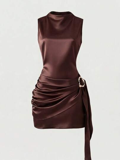 Olithes Đầm satin thời trang mới mùa xuân/hè, gợi cảm, thanh lịch, ôm sát cơ thể, cổ cao, trang trí khóa kim loại, xếp ly, không tay dành cho nữ, đầm satin nữ, đầm xuân/hè nữ, đầm dự tiệc thanh lịch nữ, trang phục nghỉ dưỡng nữ, trang phục ngày Valentine nữ, đầm xòe nữ, đầm màu nâu nữ, đầm gợi cảm nữ, đầm không tay nữ.