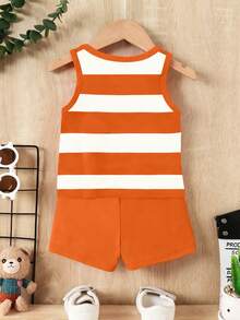 SHEIN Playful Pals Set 2pcs/Set Baju Bayi Laki-laki Motif Beruang Lucu & Garis-garis, Rompi Leher Bulat + Celana Pendek Oranye, Cocok Untuk Beraktivitas di Musim Panas - MultiWarna - View 2