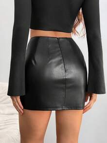 SHEIN Tall 女士纯色褶裥侧开衩PU皮紧身迷你裙开衩大腿裙仿皮裙黑色皮裙紧身裙 - 黑色 - 查看 3