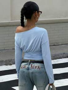 Muchica 女士字母印花斜肩收腰短款蓝色长袖T恤 - 藍色 - 查看 2