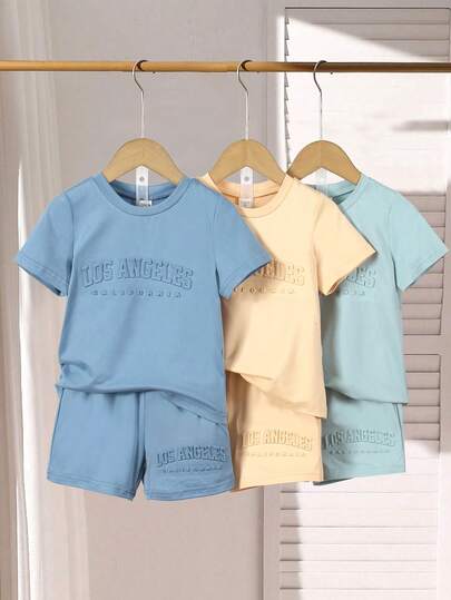 Bộ 6 món áo thun dệt kim cho bé trai, màu xanh lá cây + kaki + xanh lam nhạt, áo cổ tròn tay ngắn dáng rộng + quần short cùng màu, in chữ nổi đơn sắc, phong cách thể thao năng động, thoải mái, thích hợp mặc hàng ngày mùa xuân/hè và chơi ngoài trời, thanh lịch tối giản, đa năng cho trường học và những chuyến đi chơi cuối tuần.