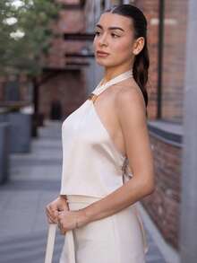 Andrea Bello Áo ba lỗ hở lưng gợi cảm tối giản buộc dây cho nữ - Màu be - Xem 6