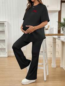 SHEIN Bow Print T-Shirt Paired With Adjustable Waist Slim Flare Pants, Solid Color Maternity 2 Pieces Set - Black - View 6