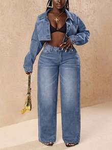 Slaydiva Plus Size Heart Pocket Straight Leg Jeans - Light Wash - View 8