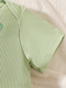 SHEIN 5pcs/Set Newborn Baby Boy Summer Cute Dinosaur Print Knit Soft Romper + All-Over Print Pants + Hat + Bib + Gloves - Green - View 4