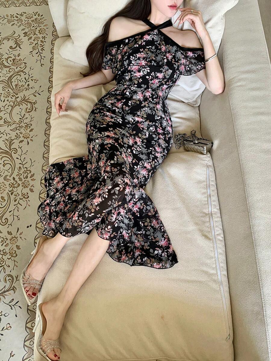DAZY Đầm dự tiệc ngắn nữ in hoa, cổ yếm, hở vai, thanh lịch, thắt eo. - màu đen - Xem 1