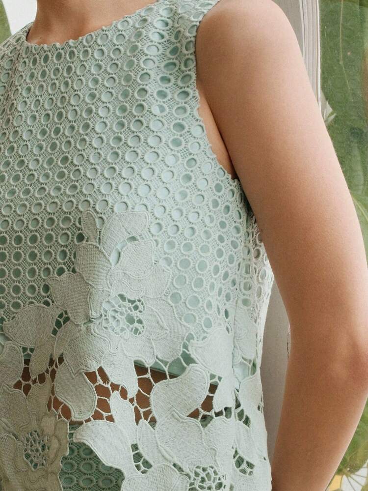 プラスサイズ レディース エレガントな刺繍ラウンドネックキャミソールとミニスカート 2点セット