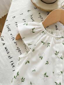 SHEIN LMoss Kids Bộ áo ngắn tay và quần short màu xanh lá cây thêu hoa cho bé gái sơ sinh, thích hợp cho mùa hè. - Nhiều màu - Xem 4