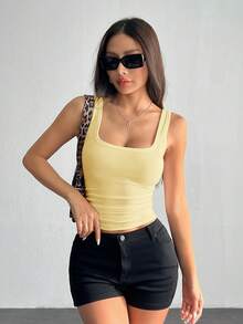 SHEIN PETITE Casual All-Match White Cami Top With Deep U-Neck And Racerback,Summer Top - Light Yellow - View 7