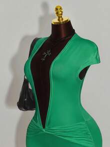 Amplova Deep Draped Neck Twist Front Jumpsuit With Ruched Sleeves - Green - View 4