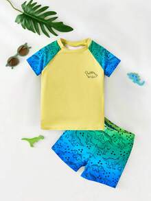 SHEIN Bộ đồ bơi liền thân dài tay ôm sát, kiểu dáng cổ điển, thoải mái dành cho bé trai, họa tiết cây dừa, phối màu độc đáo, in chữ và hình ảnh đồ họa, thích hợp cho mùa hè, bãi biển, kỳ nghỉ và bơi lội. - Nhiều màu - Xem 2