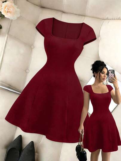 Elenzga 新款女士方领短袖A字连衣裙，高弹面料，纯色修身通勤休闲百搭连衣裙，收腰设计，优雅精致，秋冬必备。